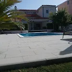 Gorgeous Seaside Villa In Zadar With Swimming Pool